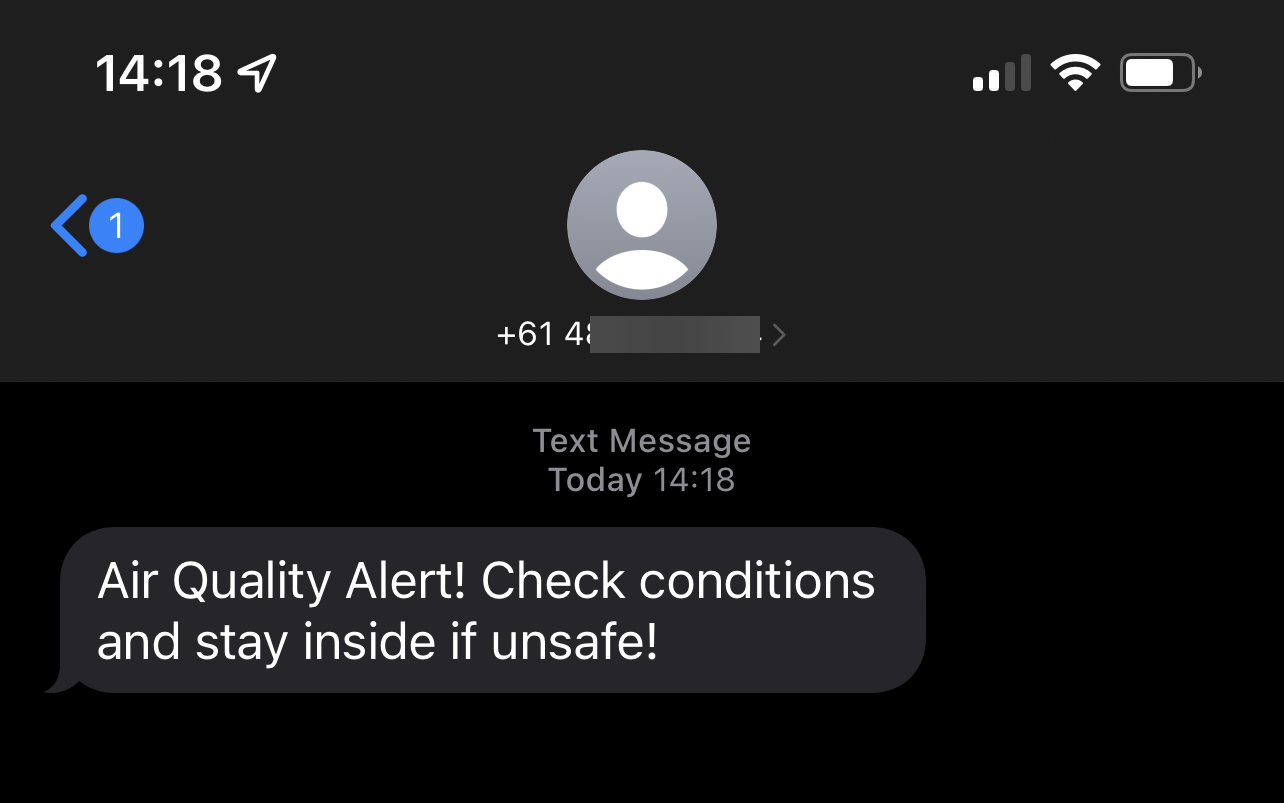 Air quality alert on mobile phone